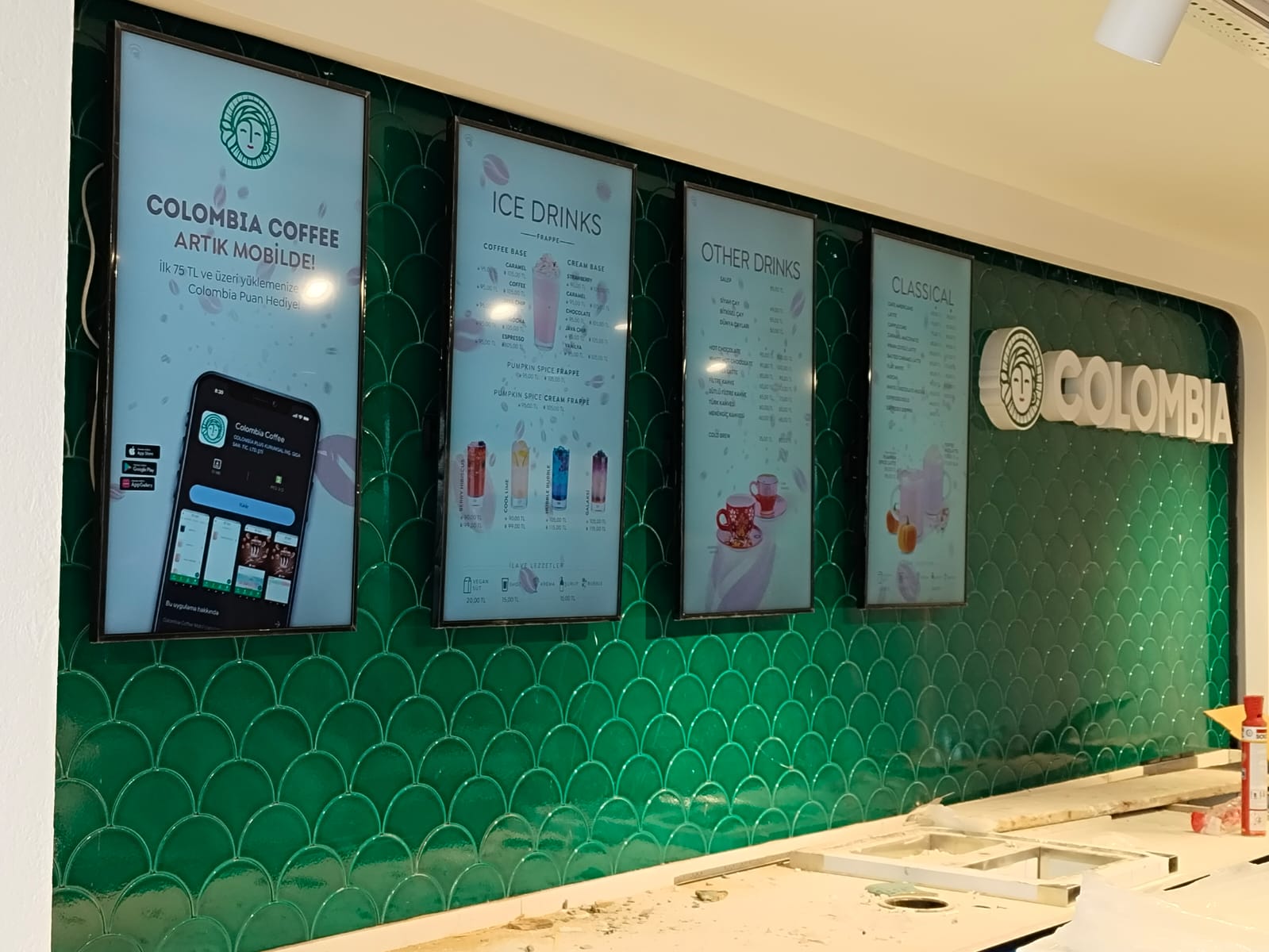 Dijital Menü Board Örneği 8